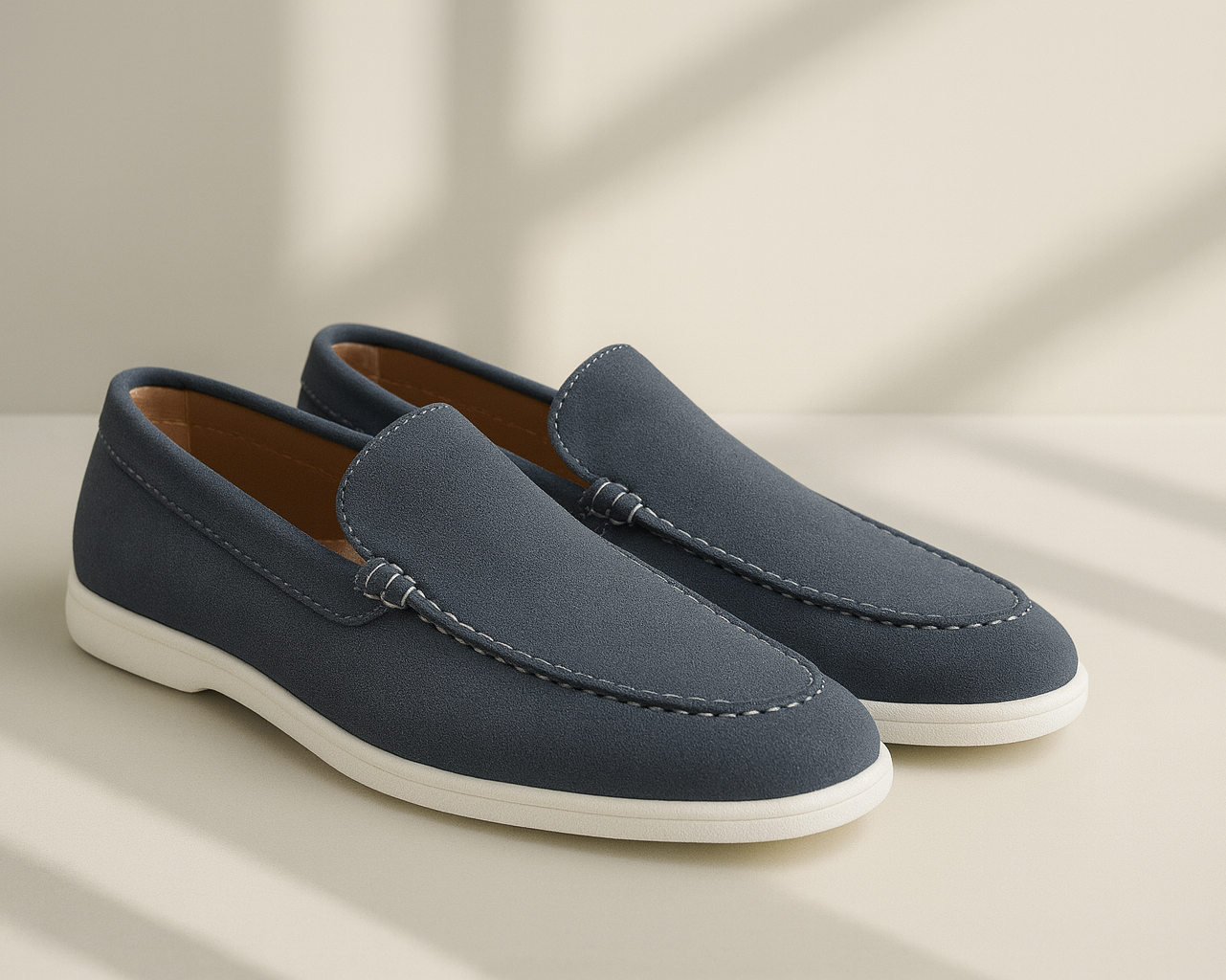 BLUE SUEDE WHITE SOLE MOCCASION